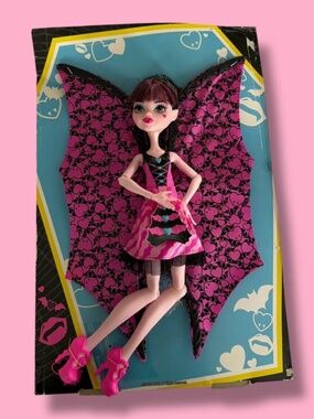 MOC Monster High Draculaura Goul to Bat Doll
